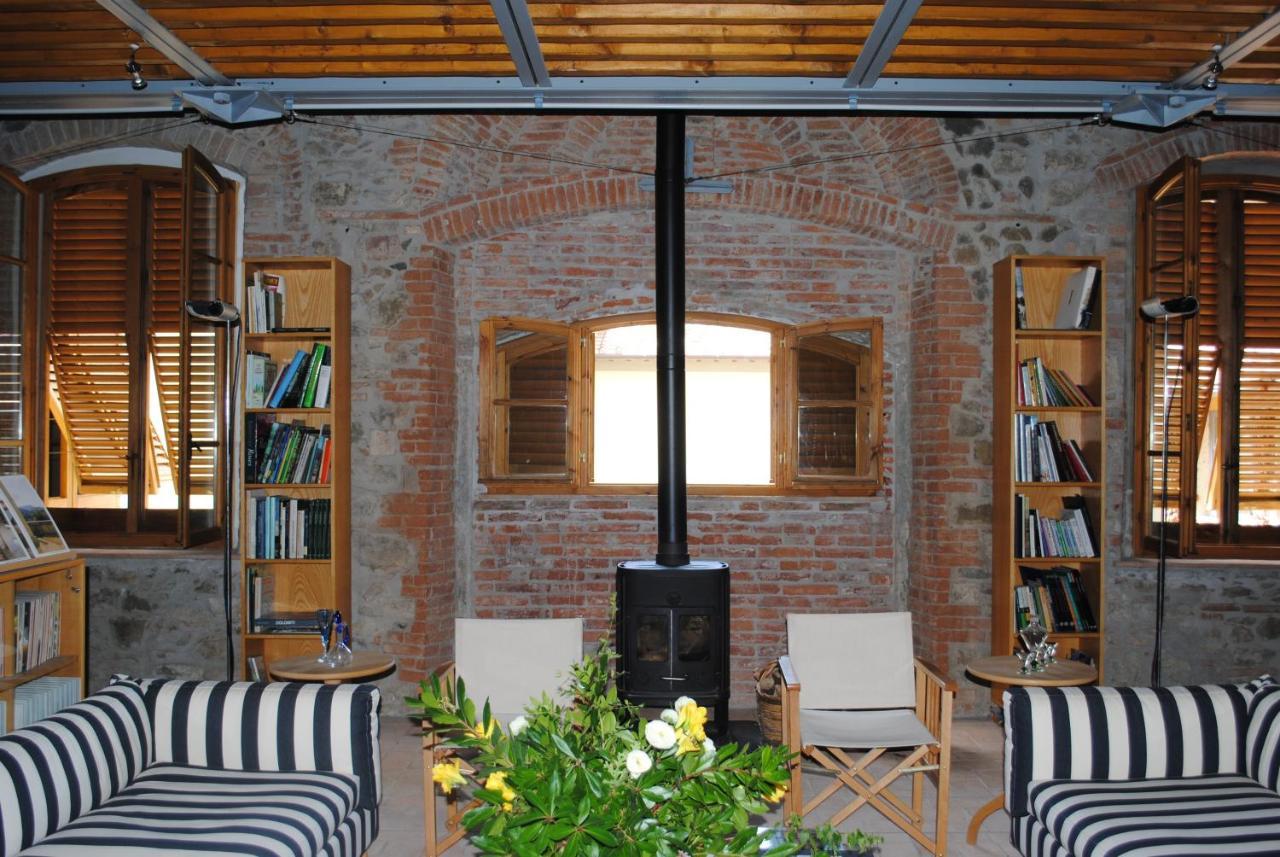 Fattoria Casamora - Suites Pian Di Sco Экстерьер фото
